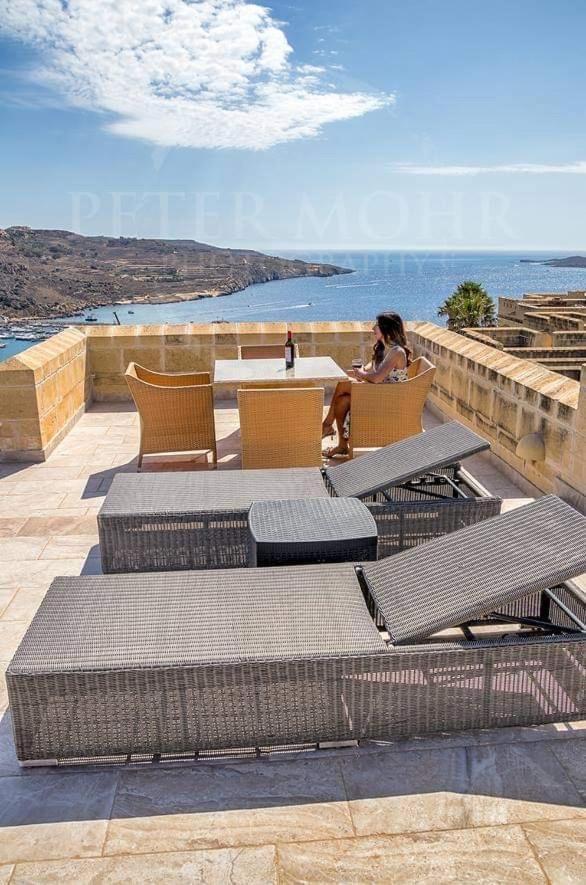 Fort Chambray Harbor Breeze Għajnsielem Exteriör bild